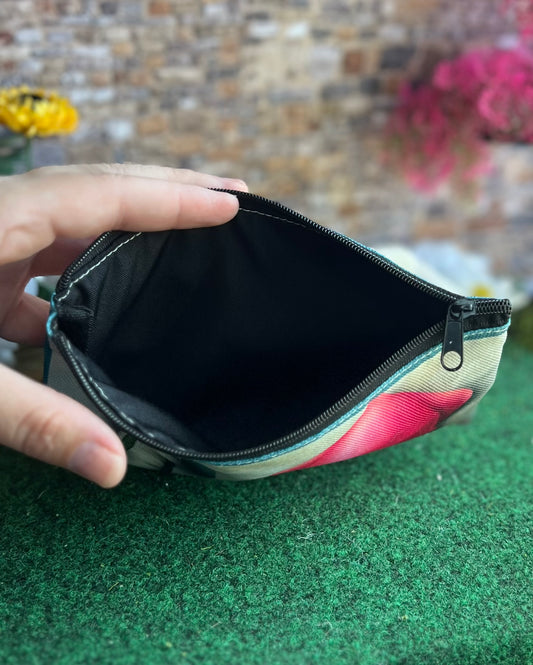 Squid puppet zipper pouch