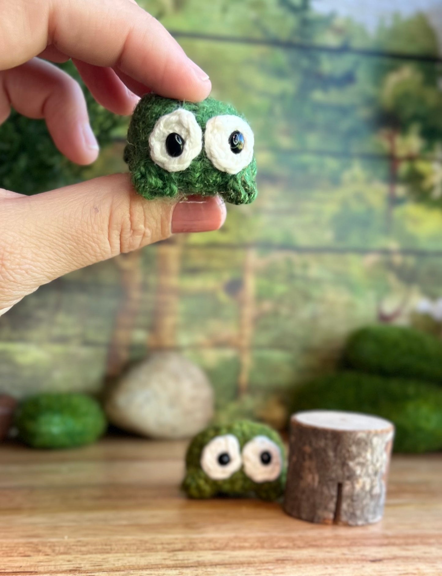 Filbert and Froid: Pocket Frobbit Friends!