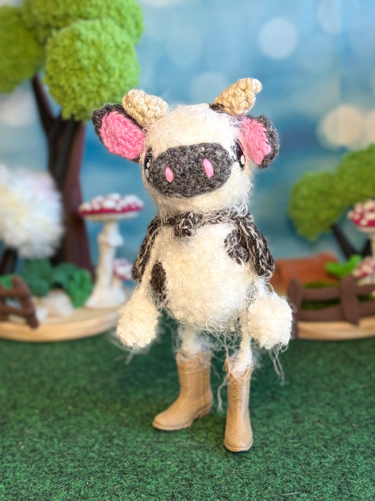Betsy Moo the Cowgirl