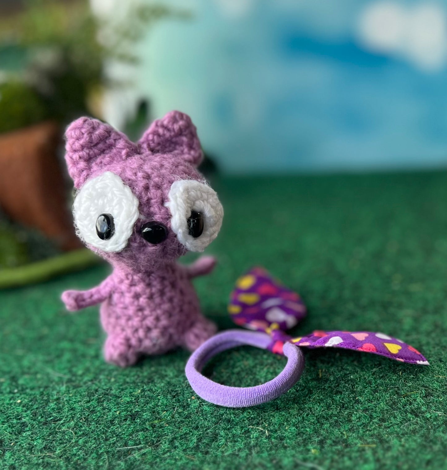 Kitty-like Galarple with removable bunny ears