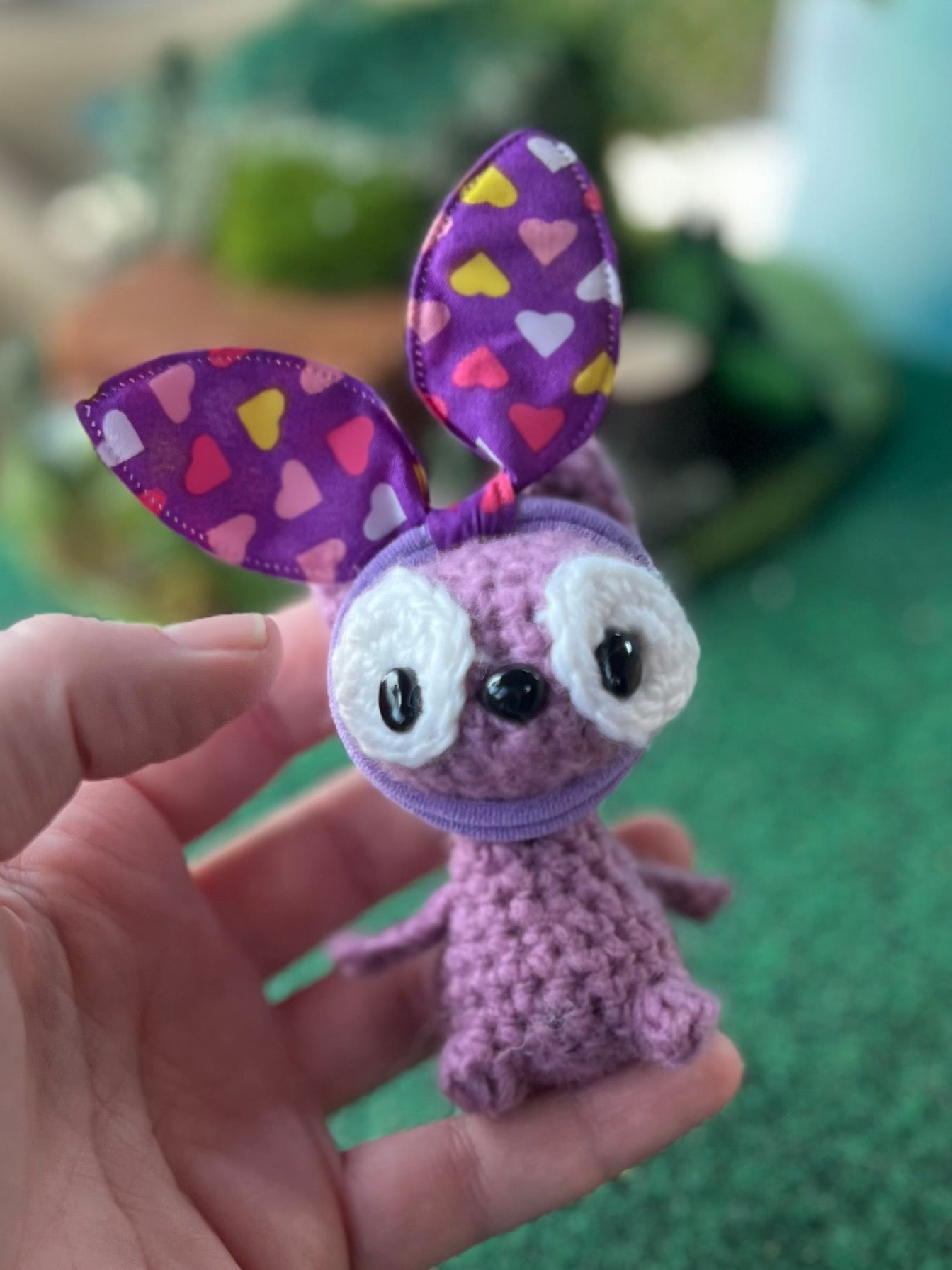 Kitty-like Galarple with removable bunny ears