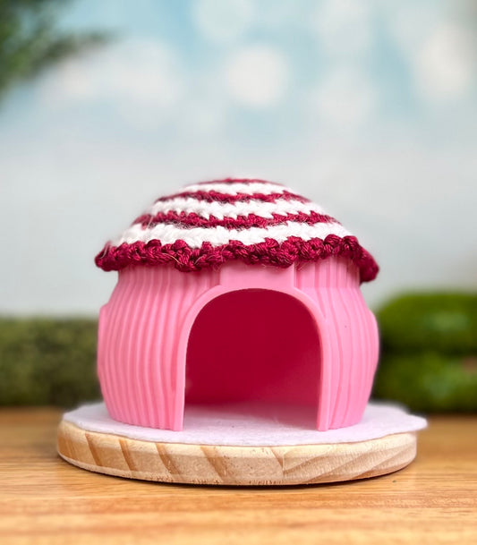 Peppermint Mushroom House (with wood base) *Galarple kitty not included